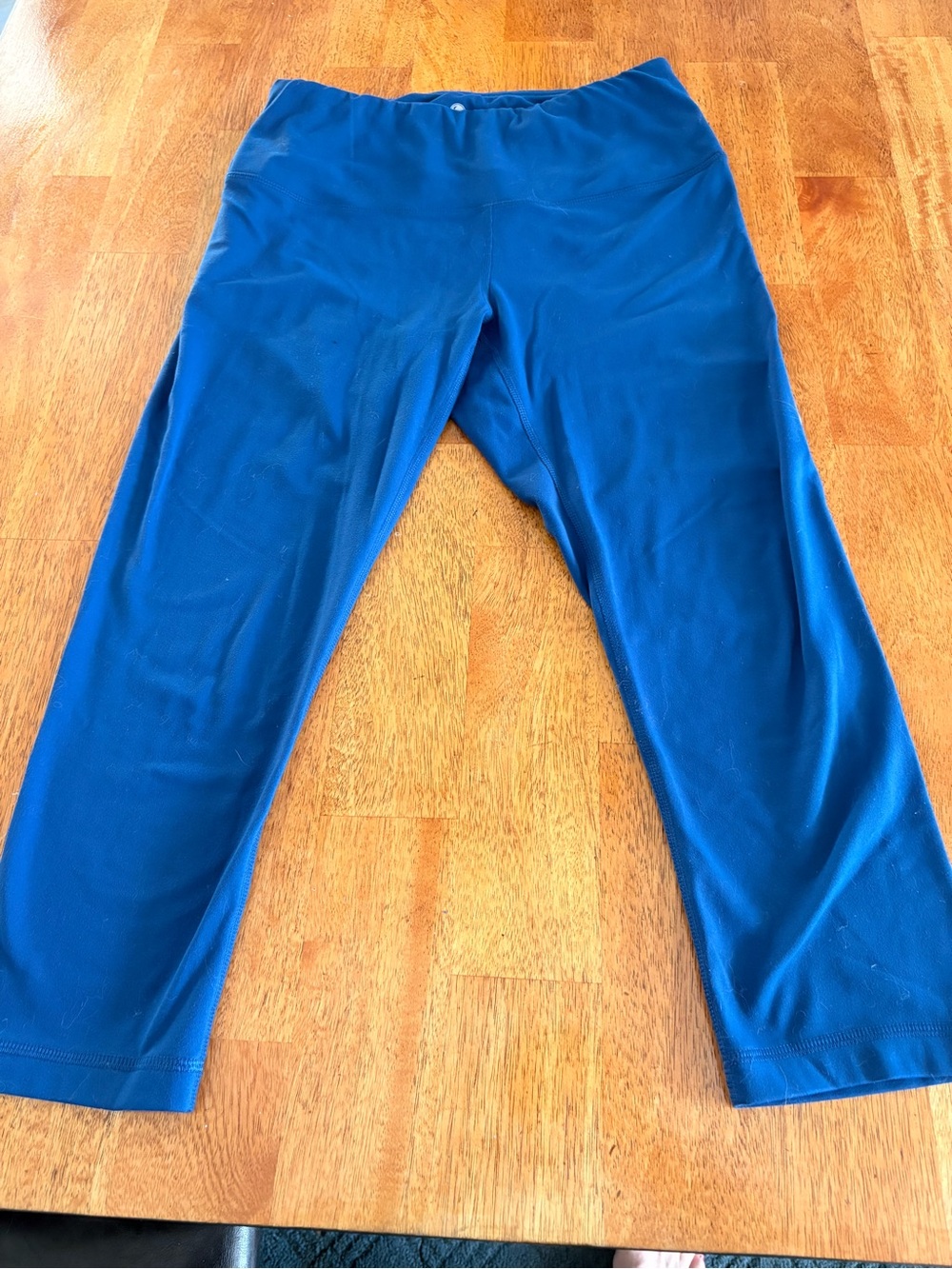 Womens Blue Active Capri Leggings